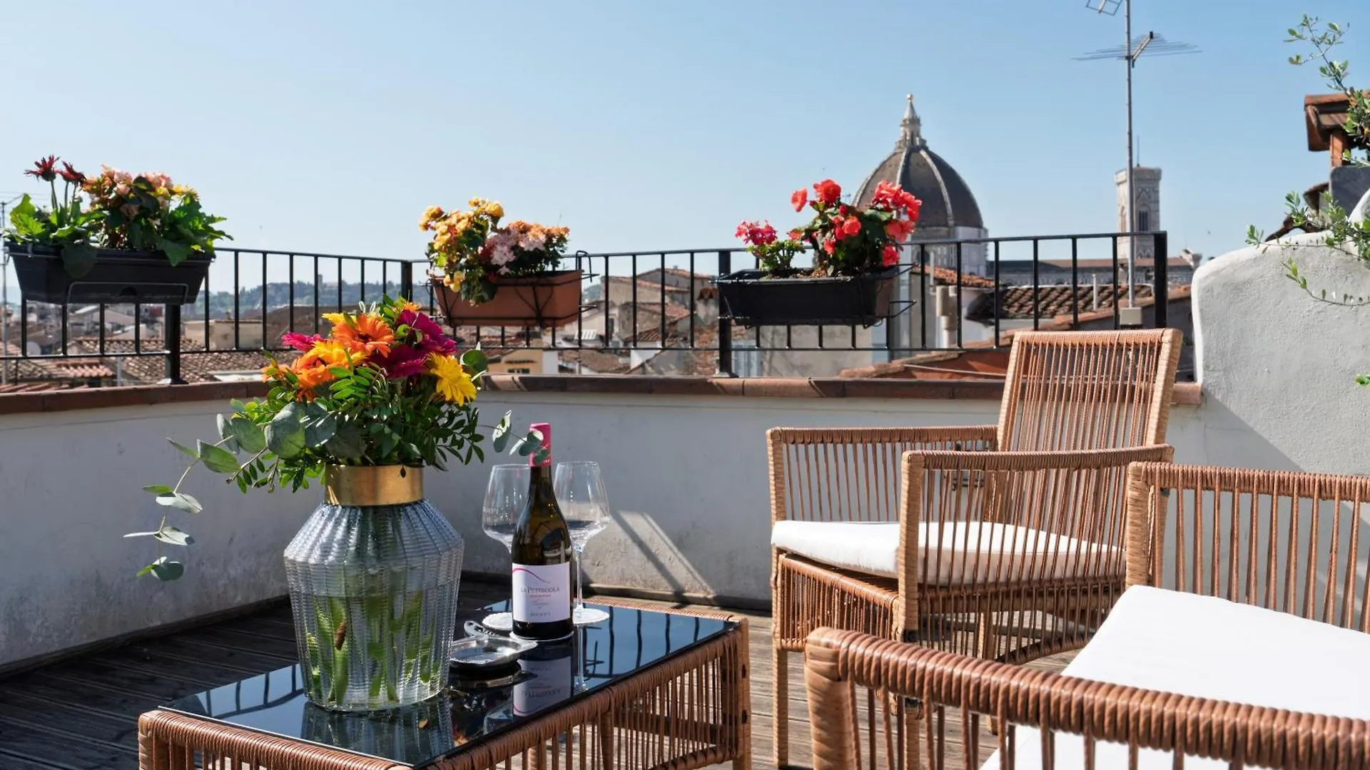 Residenza Conte Di Cavour & Rooftop Florence 2*,  Italy
