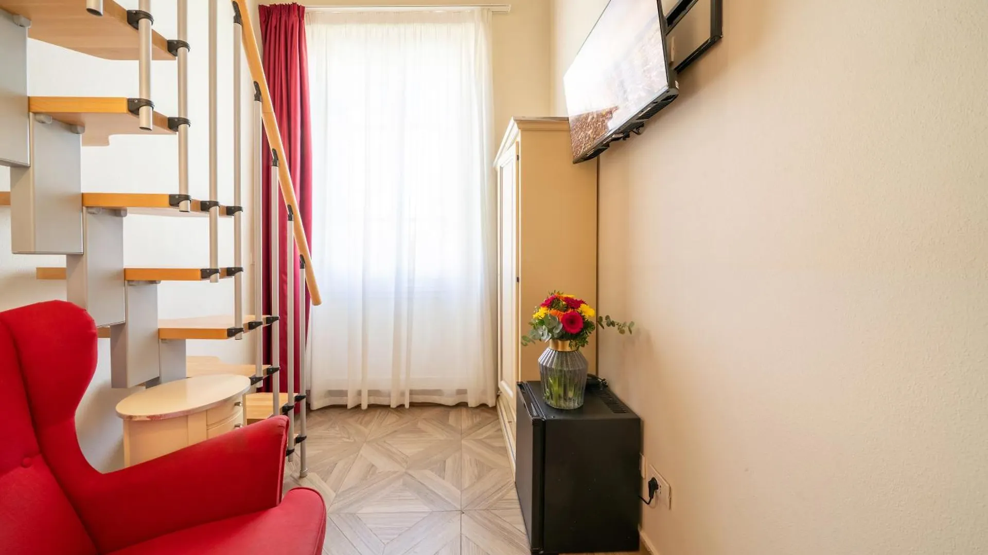 ** Guest house Residenza Conte Di Cavour & Rooftop Florence Italy