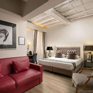 Condotti Palace İtalya