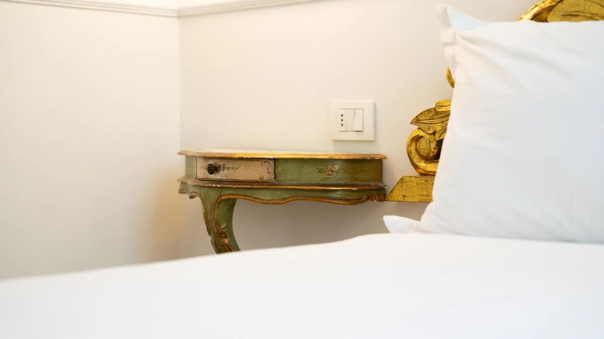 ** Guest house Residenza Conte Di Cavour & Rooftop Florence Italy