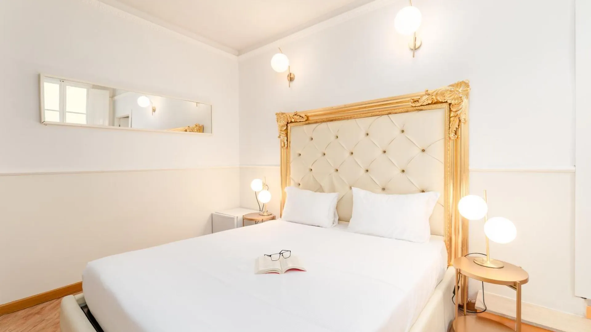 Residenza Conte Di Cavour & Rooftop Florence Italy