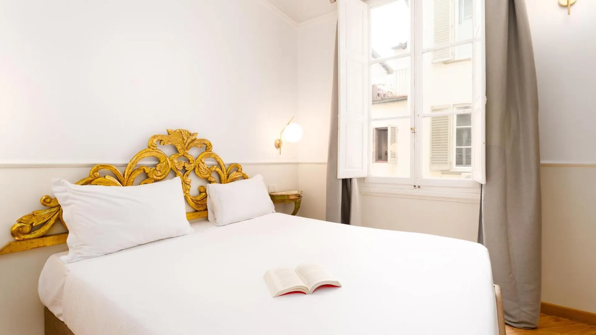 Konukevi Residenza Conte Di Cavour & Rooftop Floransa