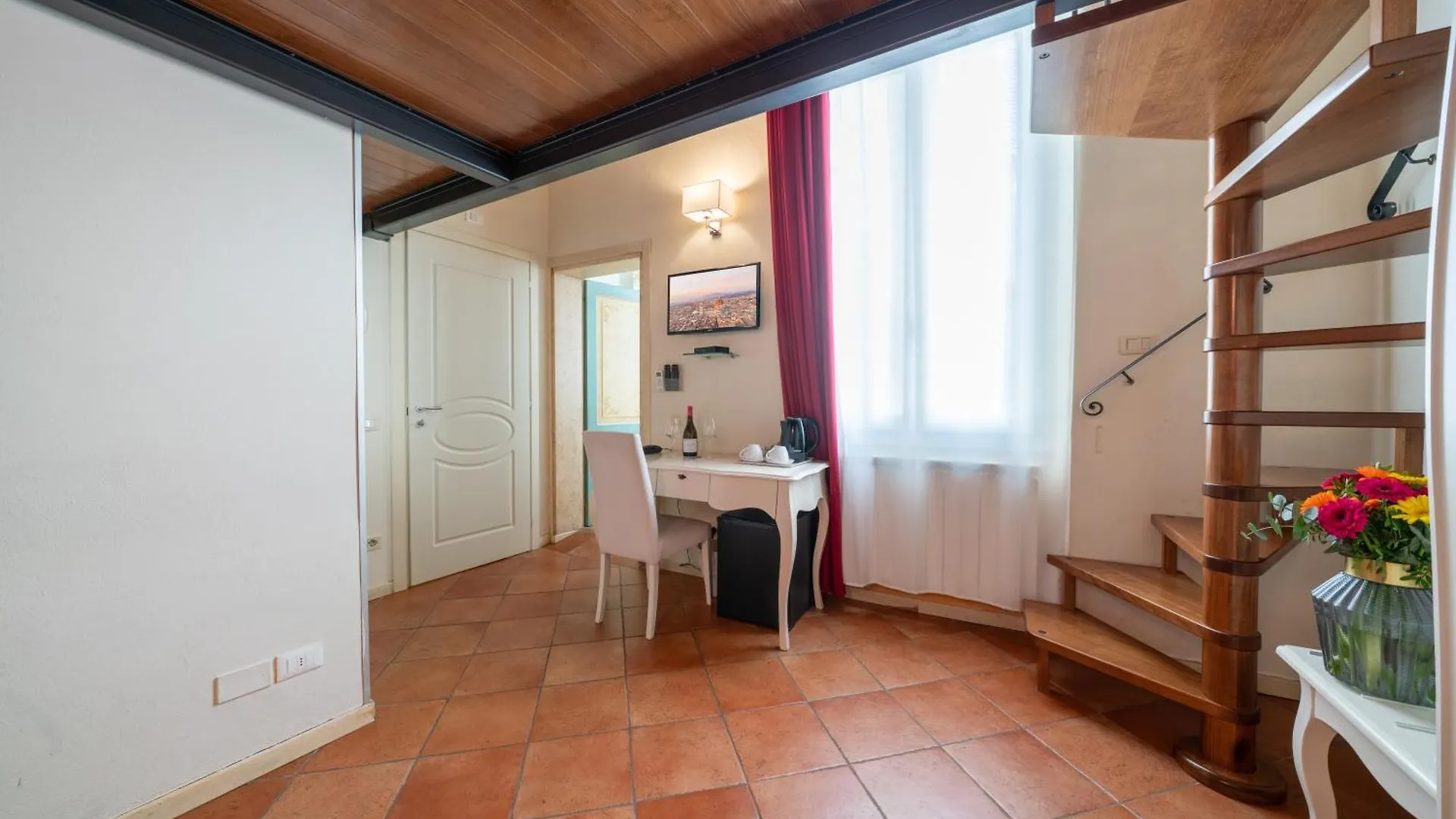 Residenza Conte Di Cavour & Rooftop Floransa İtalya