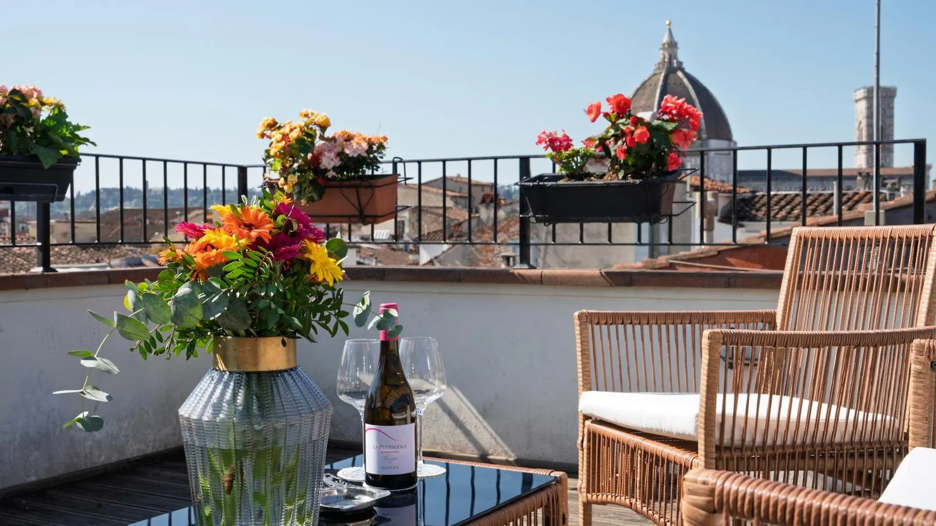 Residenza Conte Di Cavour & Rooftop Florence Guest house