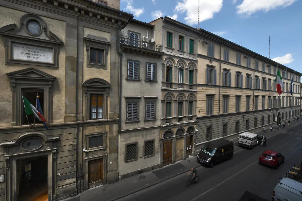Maison d'hôtes Residenza Conte Di Cavour & Rooftop Florence